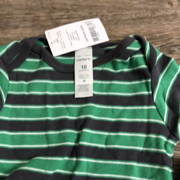 Carter’s 3 pack onesie/pants set - 18 months (NWT) - Picture 4 of 4